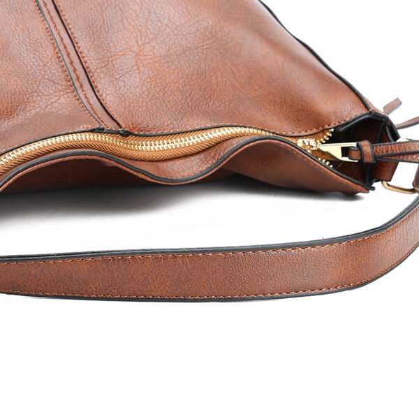 Leather Leisure Shoulder Bag - Image 3